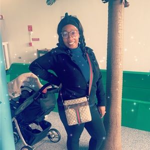 Meet your Posher, Kay